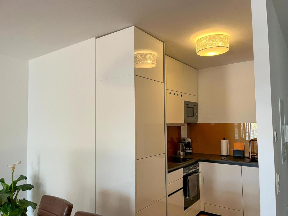 Apartment Luxury Sunrise Appartement By Interhome Portschach am Woerthersee Exterior foto