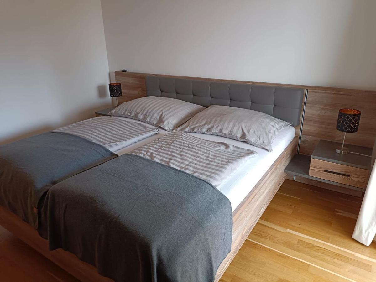 Apartment Luxury Sunrise Appartement By Interhome Portschach am Woerthersee Exterior foto